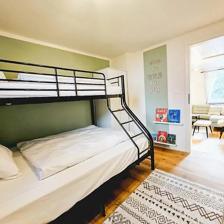 Cozy With 4 Bedrooms Near Zurich And Rhine Falls Appartement Klettgau