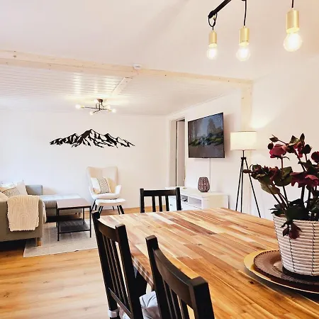Apartmán Cozy With 4 Bedrooms Near Zurich And Rhine Falls *