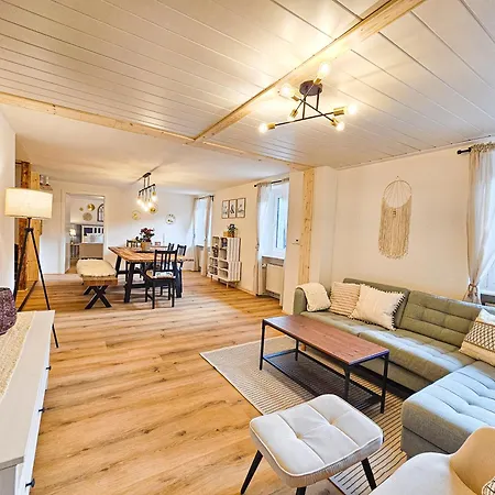 Cozy With 4 Bedrooms Near Zurich And Rhine Falls Klettgau